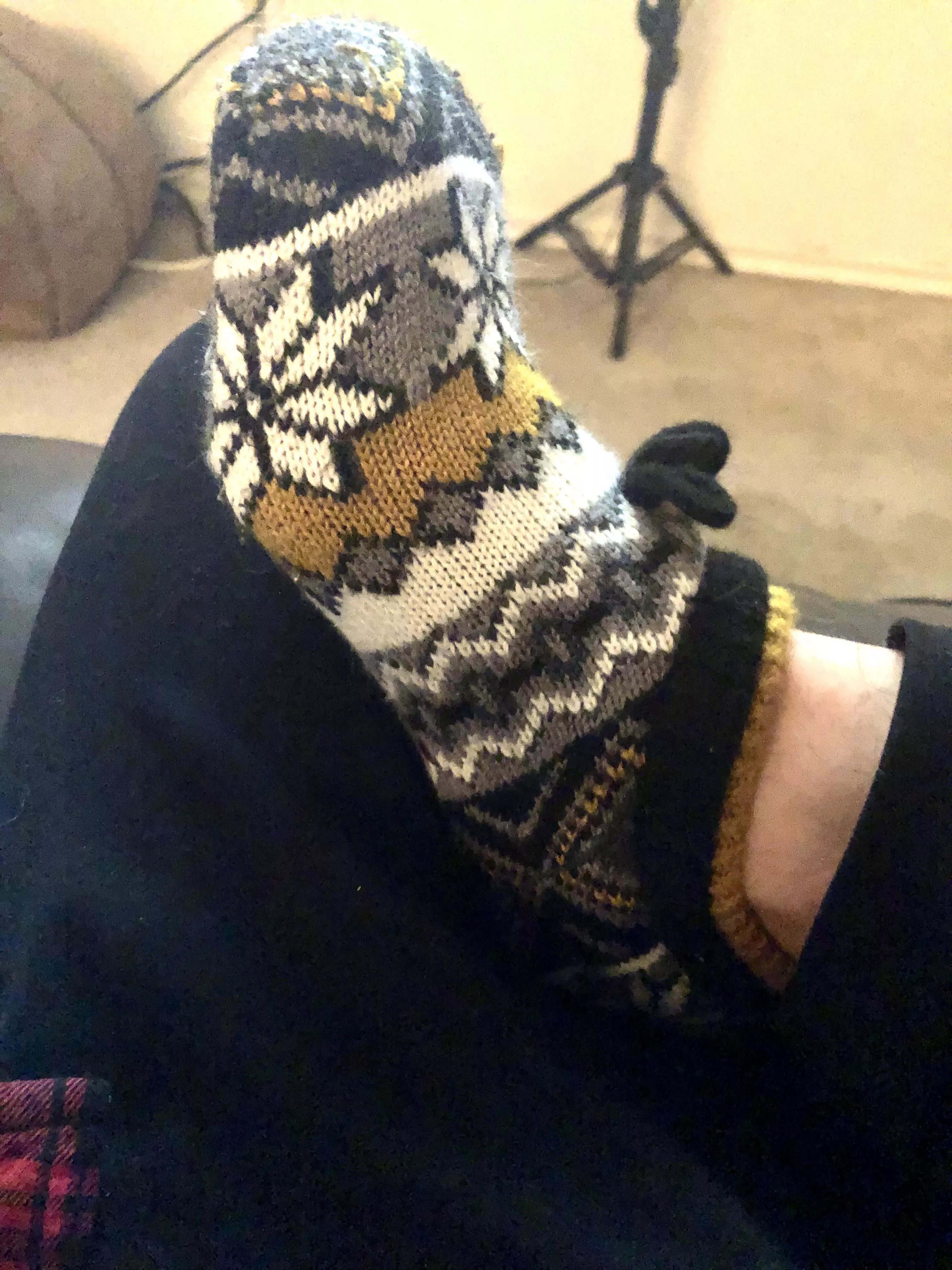 [Selling] The inside of these is lined with scent trapping sherpa. I’m gonna be sweating in them for the next 48hrs. Dm if interested in making them yours 🖤 posted by Levi_Luxxx