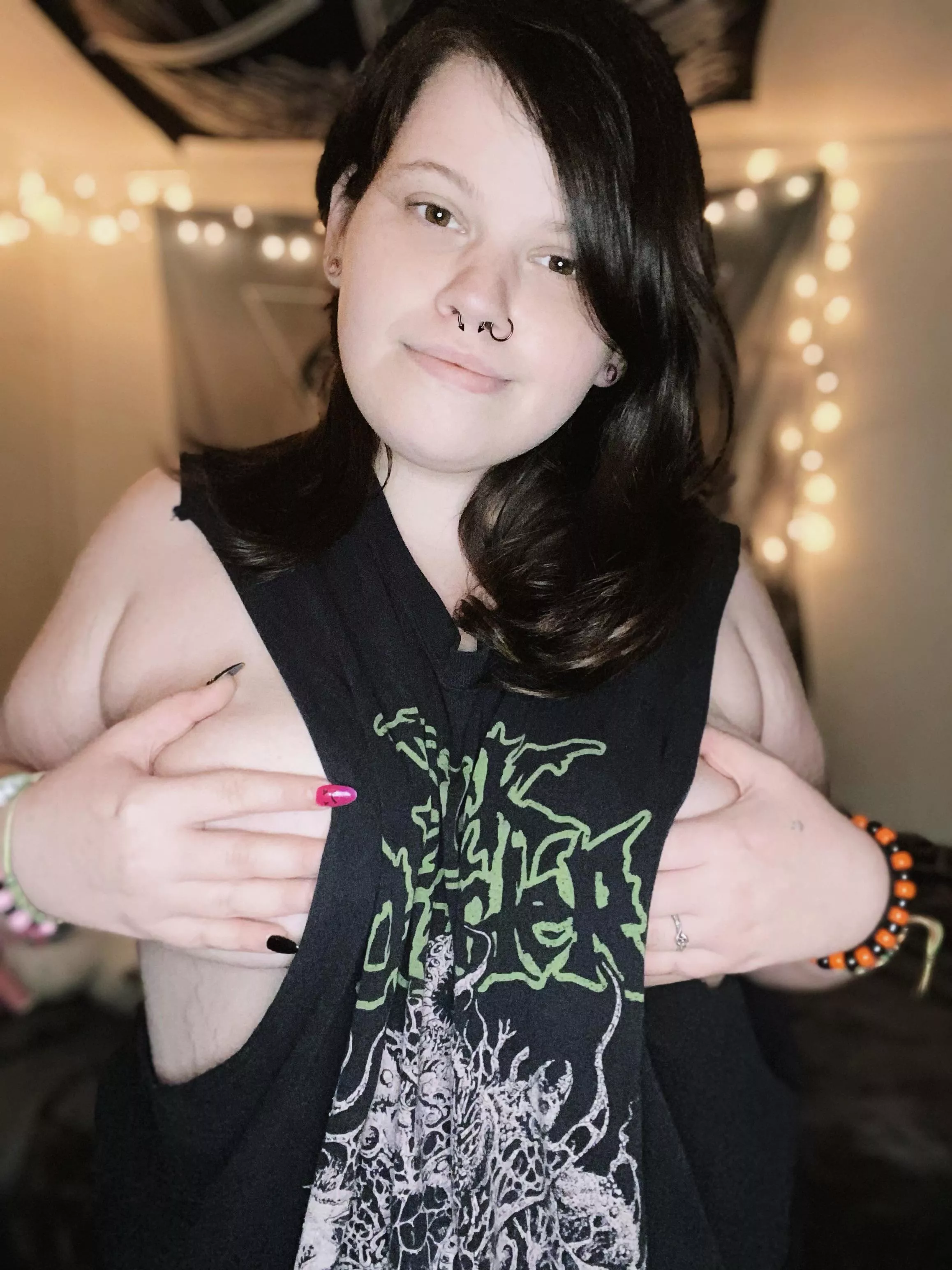 [Selling] Verified 🌸20🌸BBW🌸Customs🌸GFE🌸Sexting🌸Premades🌸Fetish Friendly 🌸Panties and socks 🌸Ask about my menu!❤️(KIK):lilraccoongirl666 or (telegram):lilraccoongirl666 • posted by lilraccoongirl