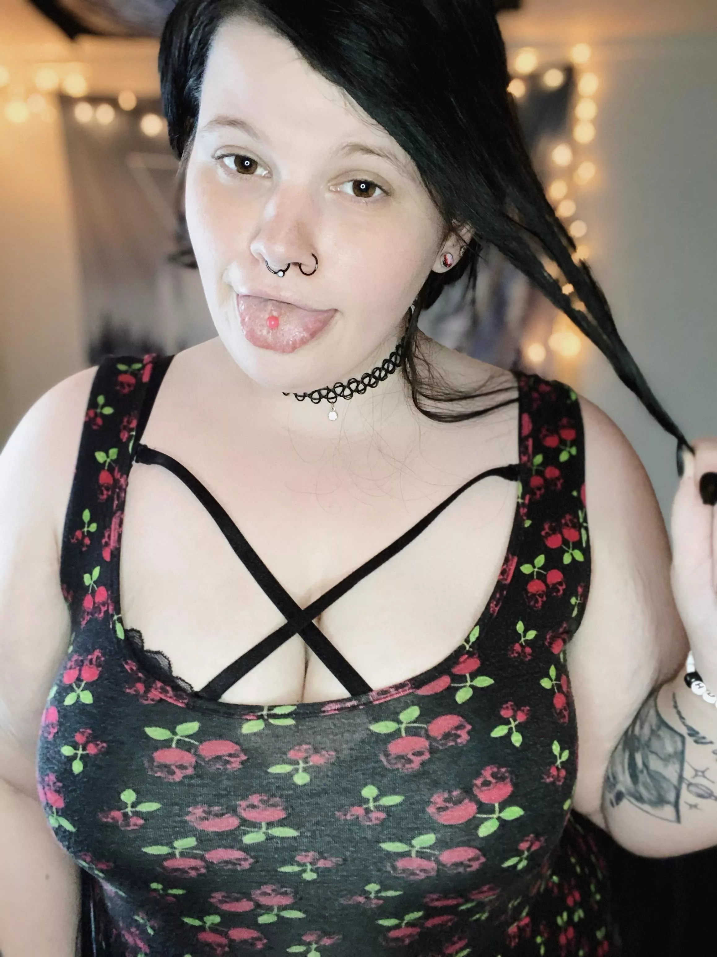 [Selling] Verified 🌸20🌸BBW🌸Customs🌸GFE🌸Sexting🌸Premades🌸Fetish Friendly 🌸Panties and socks 🌸Ask about my menu!❤️(Wire):lilraccoongirl666 or (telegram):lilraccoongirl666 posted by lilraccoongirl