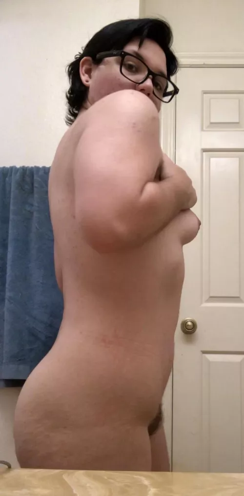 [Selling] Verified! Small tits big attitude 😈 Serving me will corrupt your soul forever 😈 Media | Sessions | Findom by Levi_Luxxx