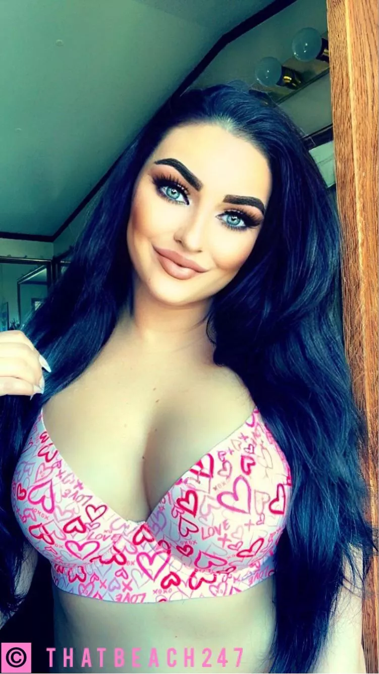 [Selling] 💖 Wearables 💖 Pics/Vids 💖 Feet Content 💖 Sexting 💖 Audio Clips 💖 Pussy Pops 💖 GFE 💖 Vials 💖 LJ Baked Goods 💖 Fet-Friendly & more 💖 Check me out! 💖 posted by thatbeach247