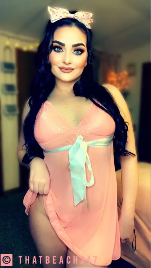 [Selling] 💖 Wearables 💖 Pics/Vids 💖 Feet Content 💖 Sexting 💖 Audio Clips 💖 Pussy Pops 💖 GFE 💖 Vials 💖 LJ Baked Goods 💖 Fet-Friendly & more 💖 Check me out! 💖 by thatbeach247