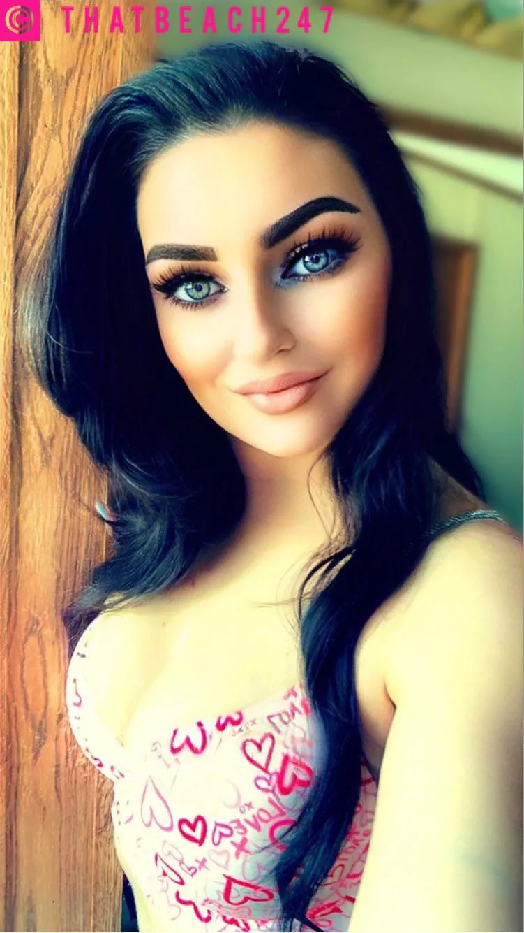 [Selling] 💕 Wearables 💕 Pics/Vids 💕 Feet Content 💕 Sexting 💕 Pussy Pops 💕 GFE 💕 Vials 💕 LJ Baked Goods 💕 Fet-Friendly & more 💕 Check me out! 💕 posted by thatbeach247