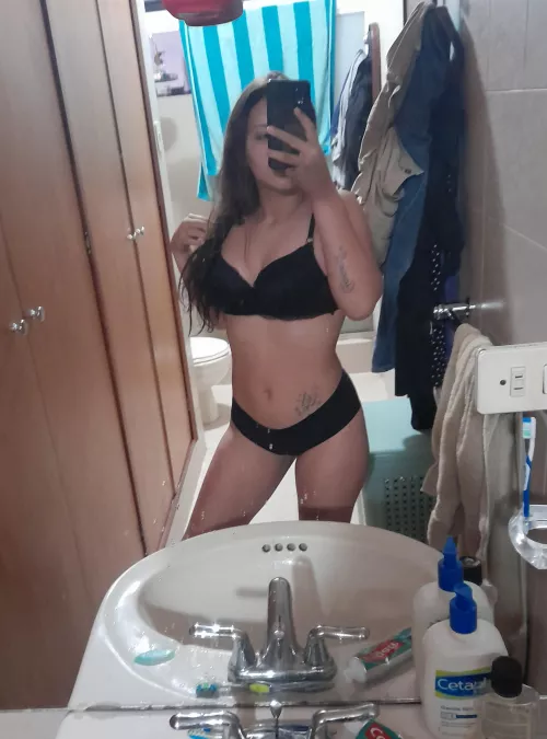 [Selling]🔥(20) years old [F] 🐇 latina lady looking for my SD♦️ (custom pics and vids 📸, private cam and sex tapes , sexting or GFE 🎀 ) i can verified ✔ Kik : Fanimendez_20 Snapchat : fanimendez354 by FaniMendez