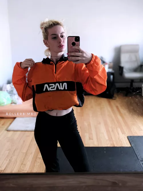 send me 2 space by rollerbimbo