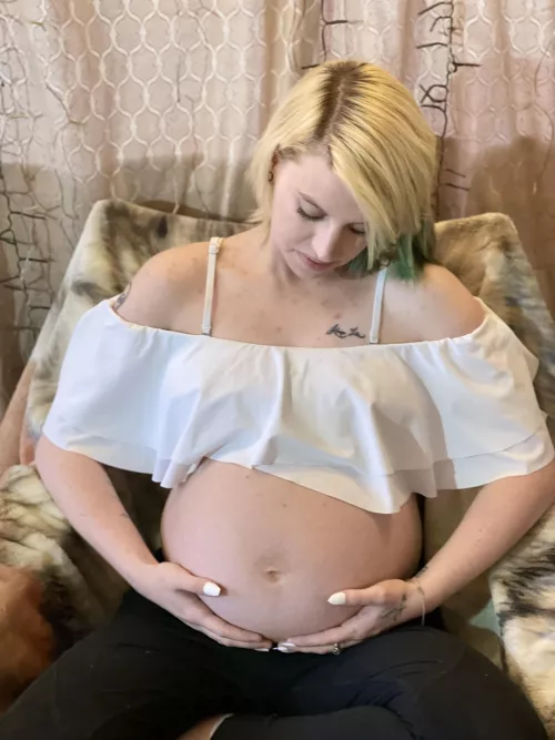 Send me money 😬☺️🤰 by kaseykay12345