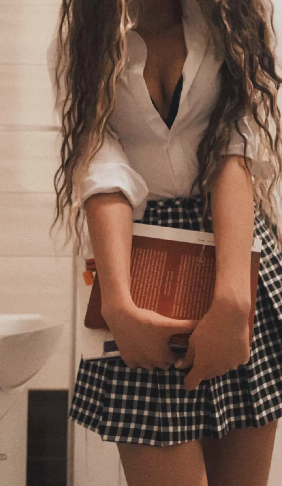 send me school girl bondage inspo pics 🥰 i am going to a photo shoot 🤩🤩🤩 posted by myropesbunny