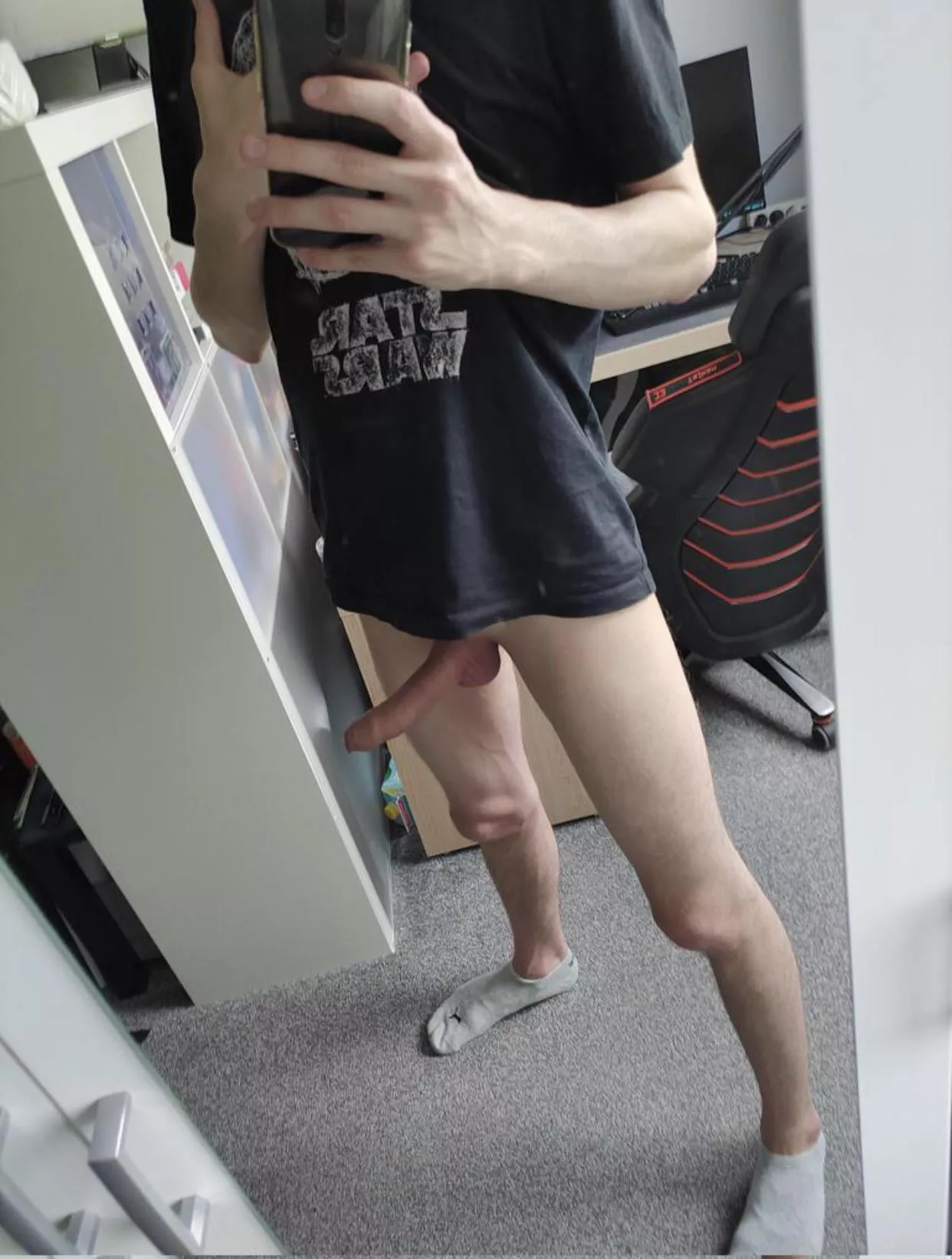 Send me your dick pic and let me see what you got:) posted by Significant_Body_120