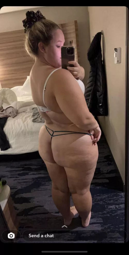 Sending pics b4 her date arrives by goodtimegordo