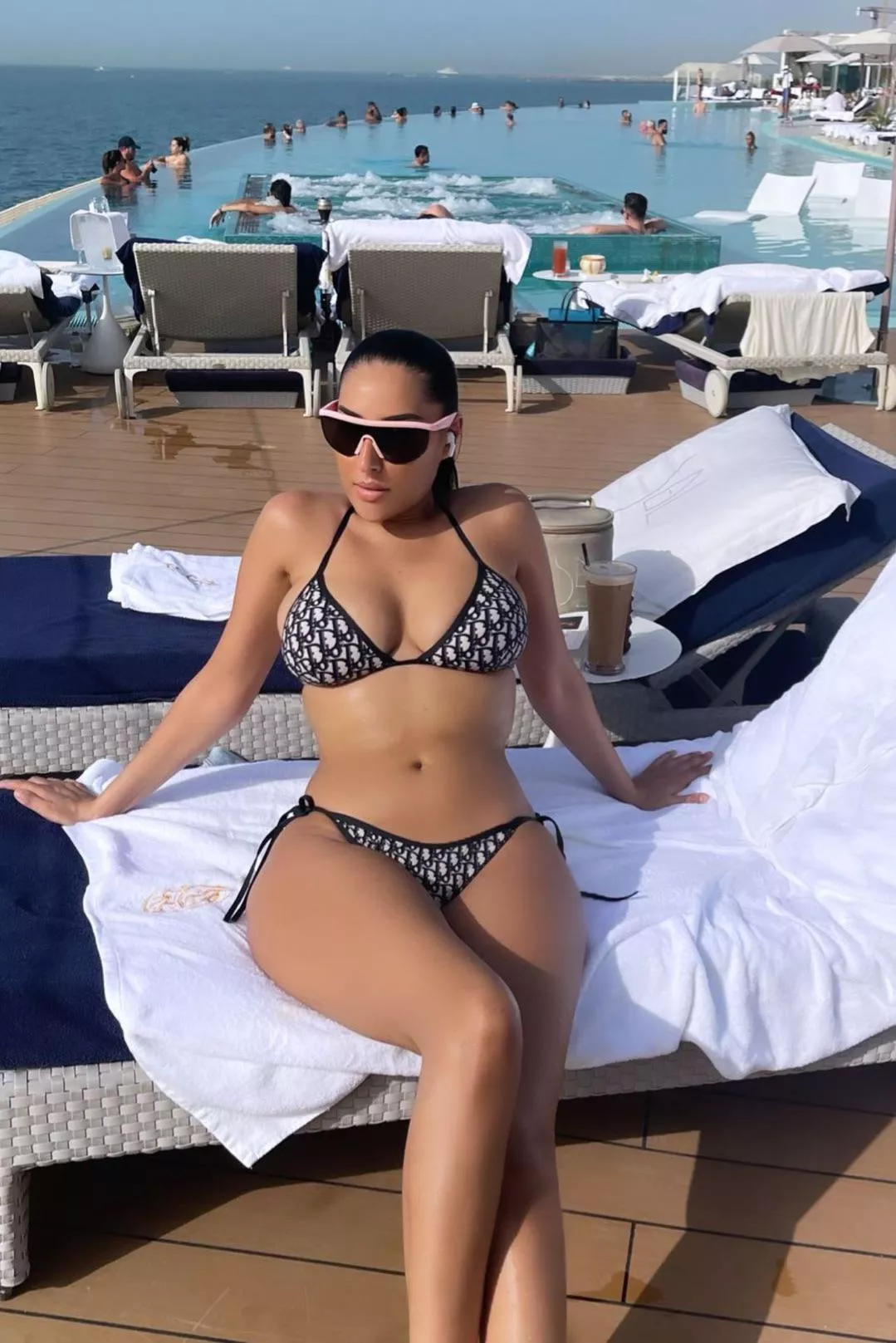 Senna Gammour posted by Just_Spicy