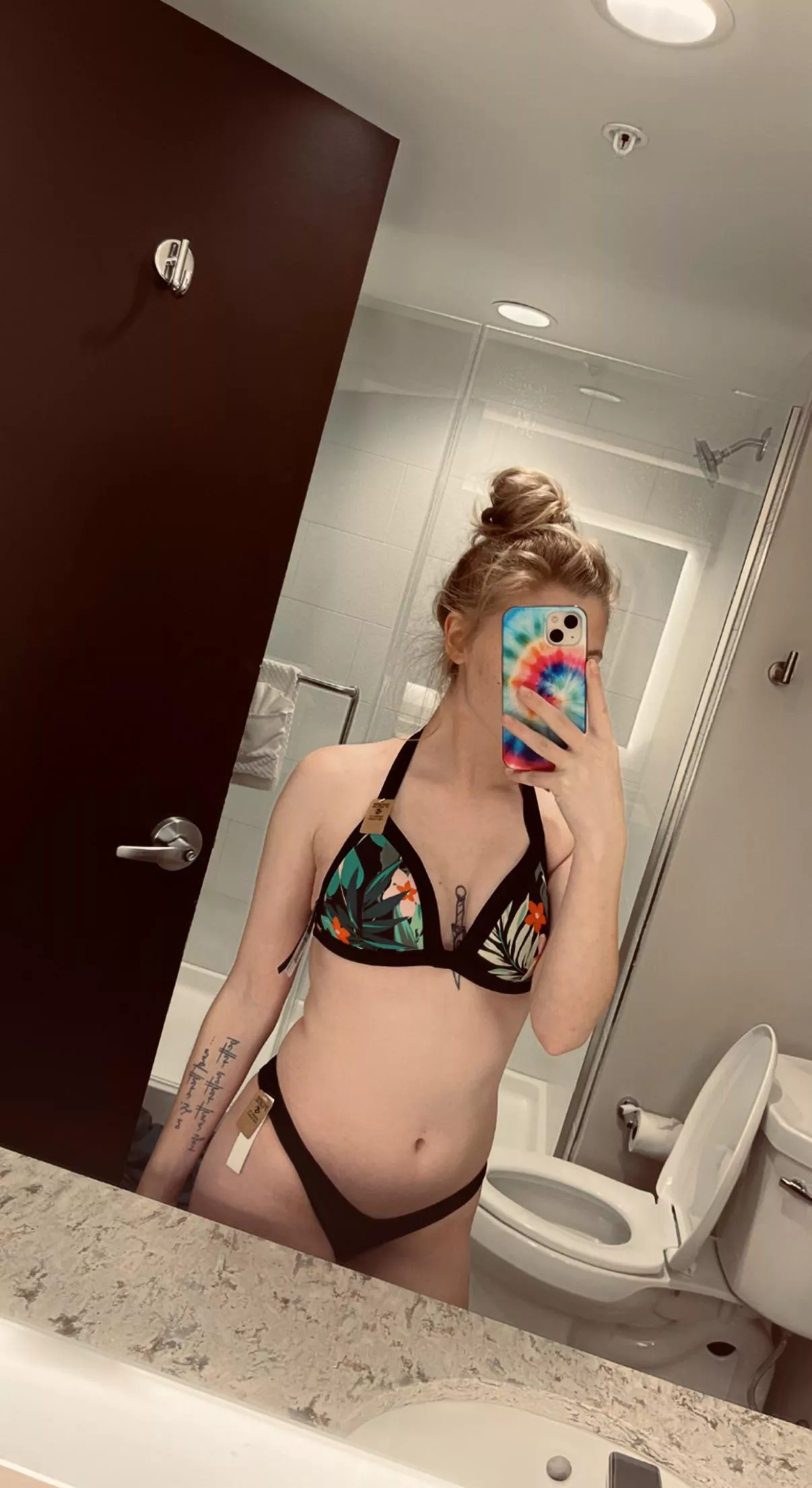 [SERIOUS BUYERS ONLY] hi babe i have all nudes,videos,gfe,cockrates, custom content and more on sale tonight only daddy 😘❤️kik at autumnorgy or snapchat at petiteblondie2 for more posted by dianebbg