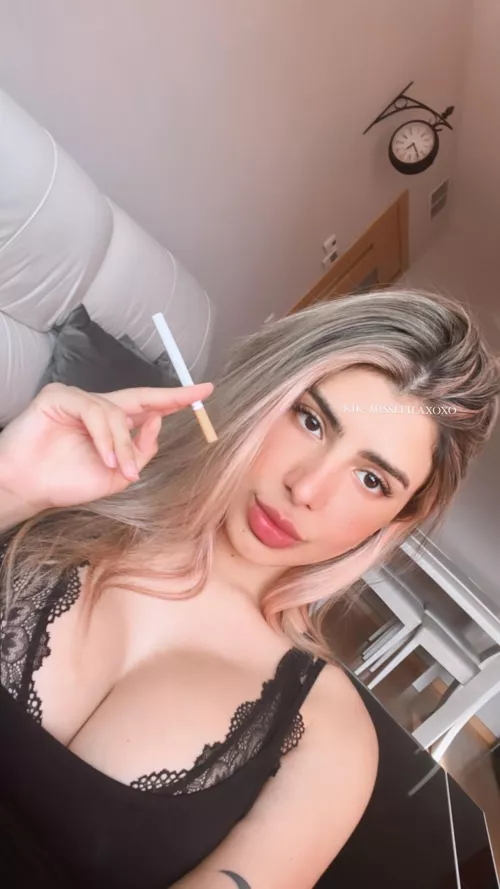 seriously, If I were you I couldn't resist to my power. findom by missleilaxoxo