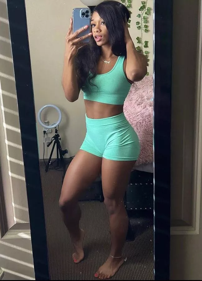 Sessions are available today posted by Breezybxrbie-angel