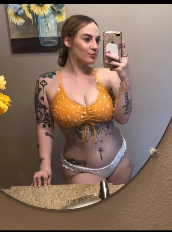 sexi Lexi posted by Immediate_Steak1232