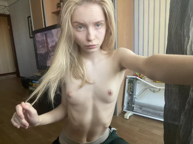 Sext me now daddy😈😈 I’m horny 💦 by wet_lulu