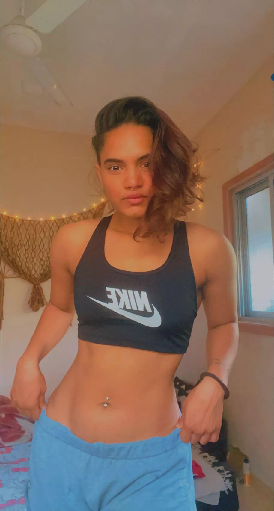 Sexy and buffed [f] posted by FieldNo58