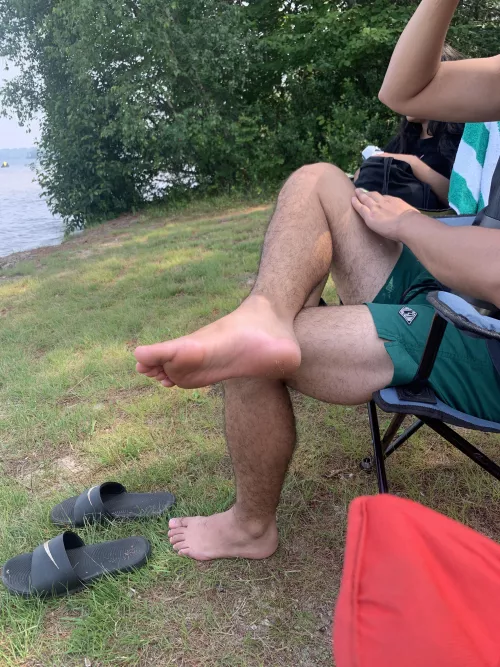 Sexy feet by Tommytopsalot