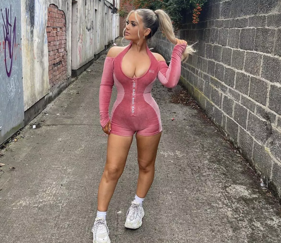 Sexy posted by Sudden_Ad8236