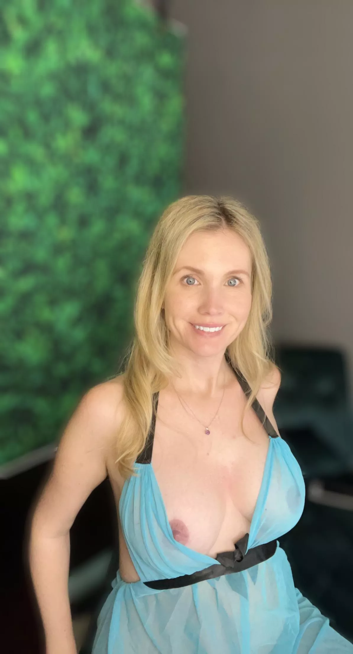 sexy just for you posted by Impossible-Fix2973