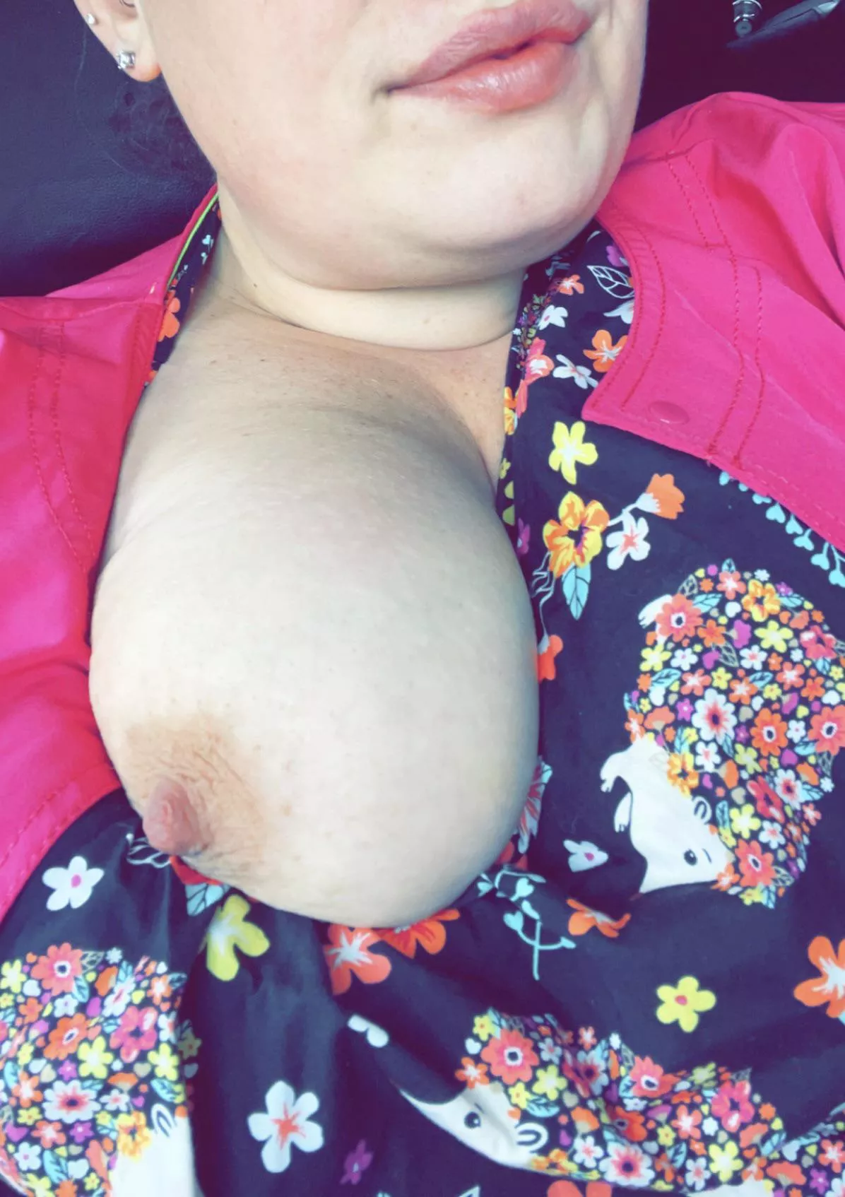 Sexy nurse nips and lips 😍 posted by Incockme2