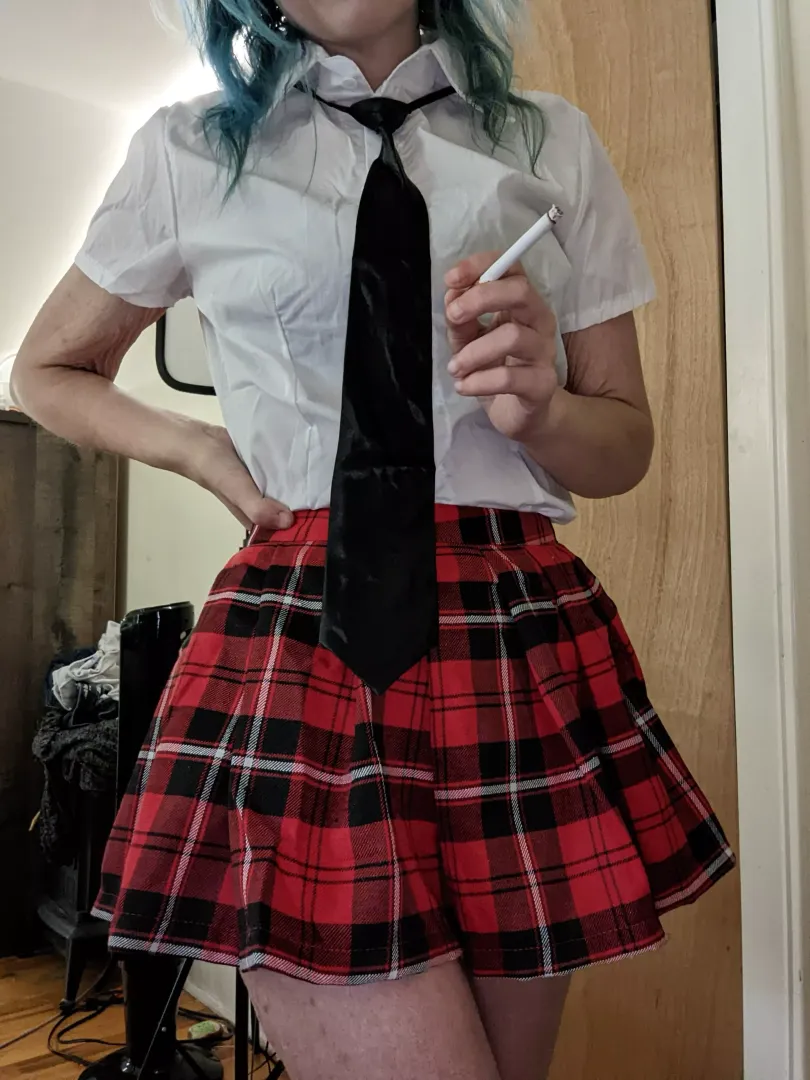 sexy school girl 🚬 posted by miss_slytherin13