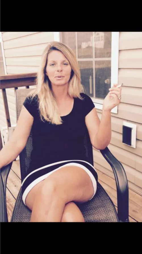 Sexy Smoker 💋 Original Content by Phish3223