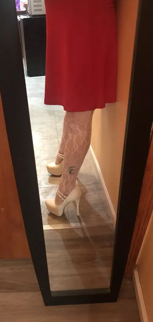 Sexy stockings go best with high heels by EveWilliams3383