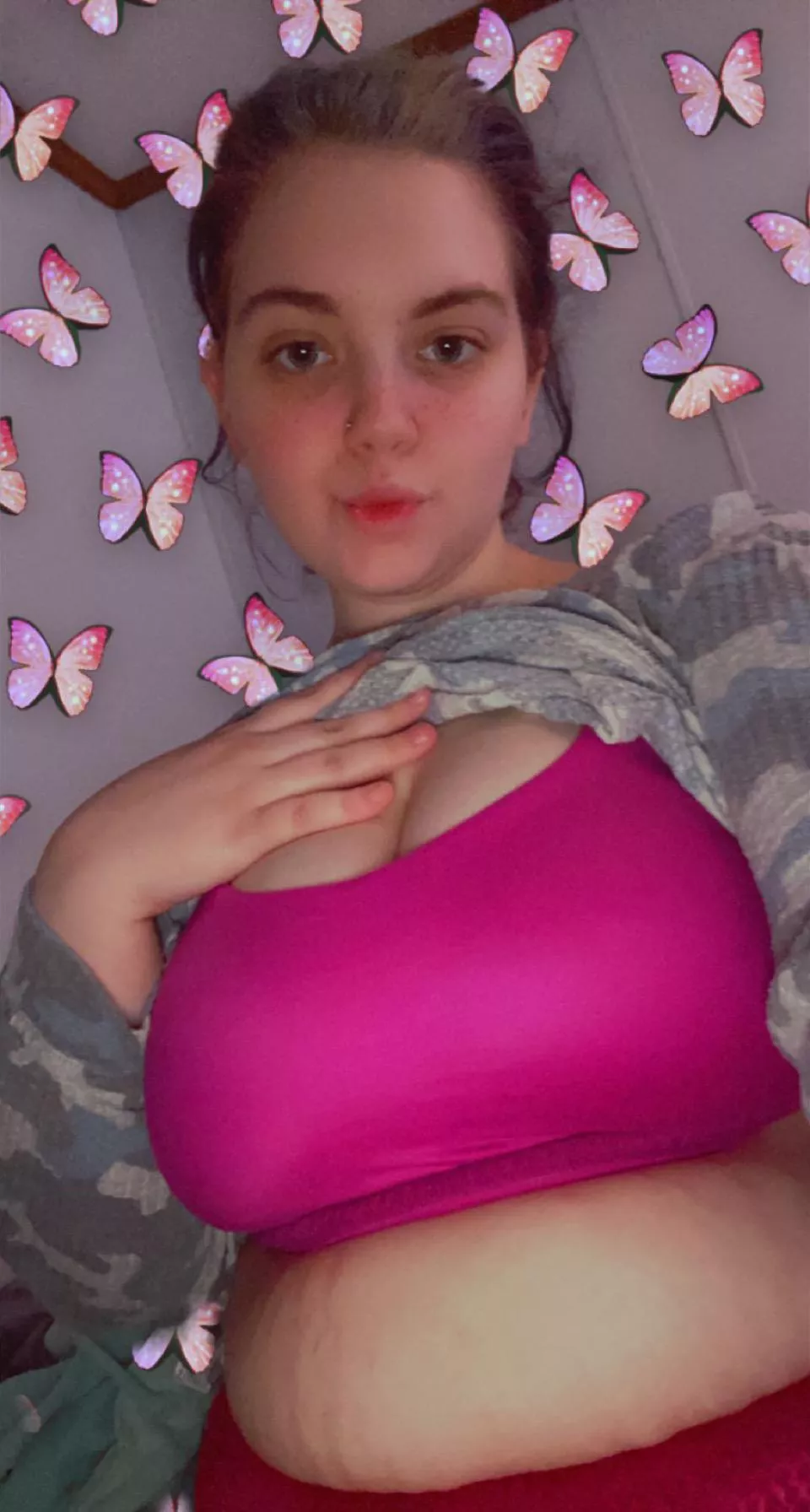 sexy thick mom of 2 😍 posted by Spirited_Past_9494