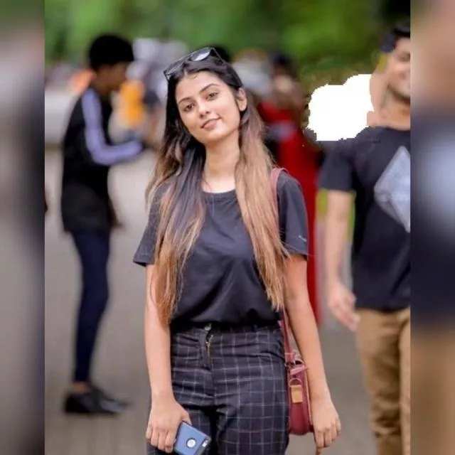 Sexy tiktoker mms 🔥👻 cheak the comment ⤵️ posted by Alexa_Speak