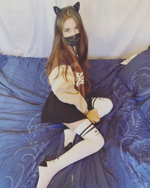 Sfw cat girl, don't worry next time it will be a nude :) 💗 by ALexlexFun