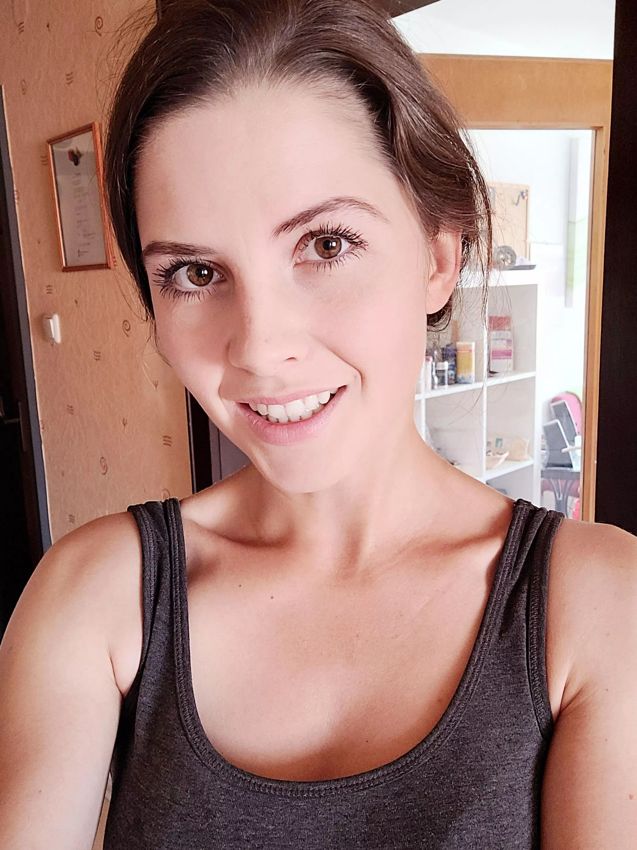 sfw hey hey ☺️ posted by TrickyAlice_OnlyFans