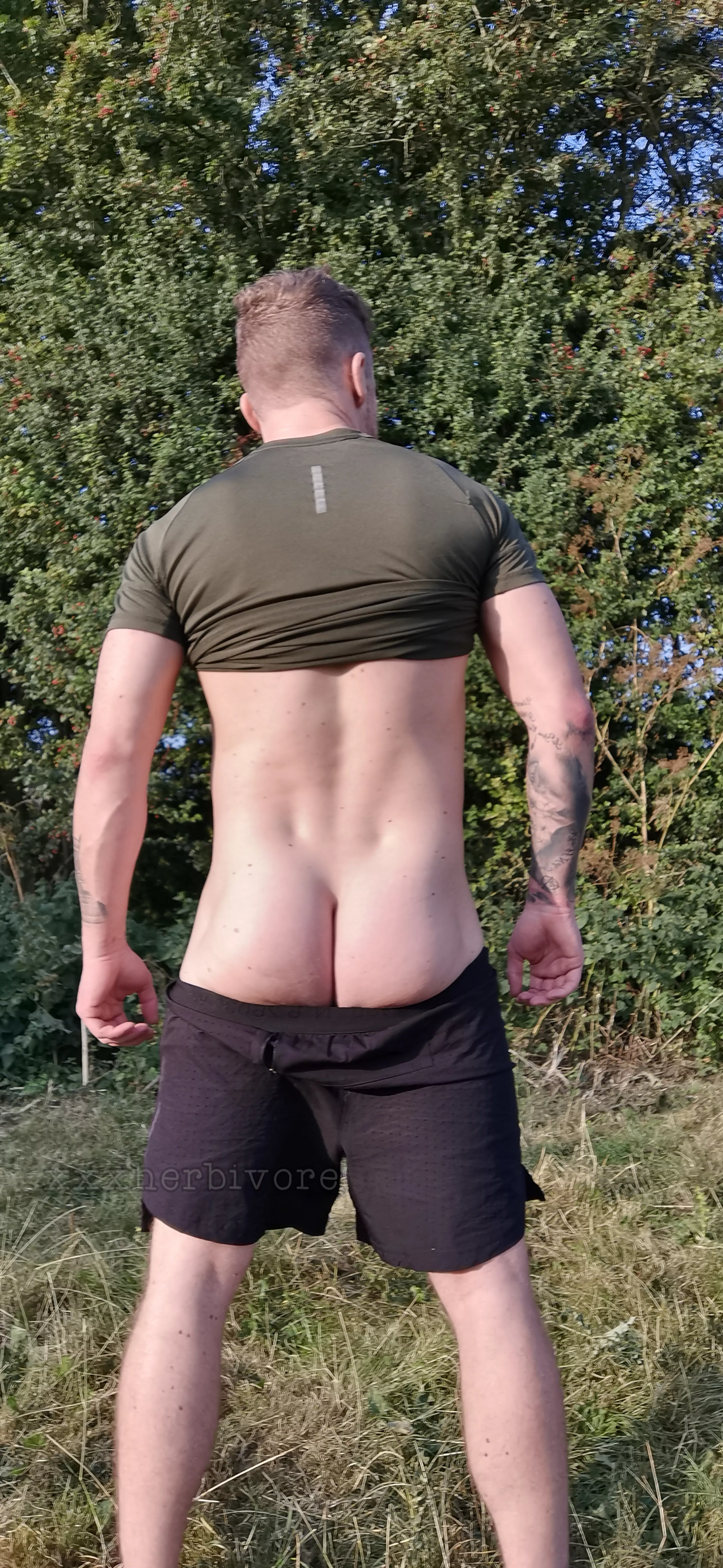 Shall I spread my cheeks? posted by XXXHERBIVORE