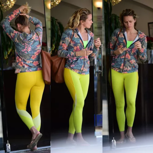 Shantel VanSanten by RagnPhoenix