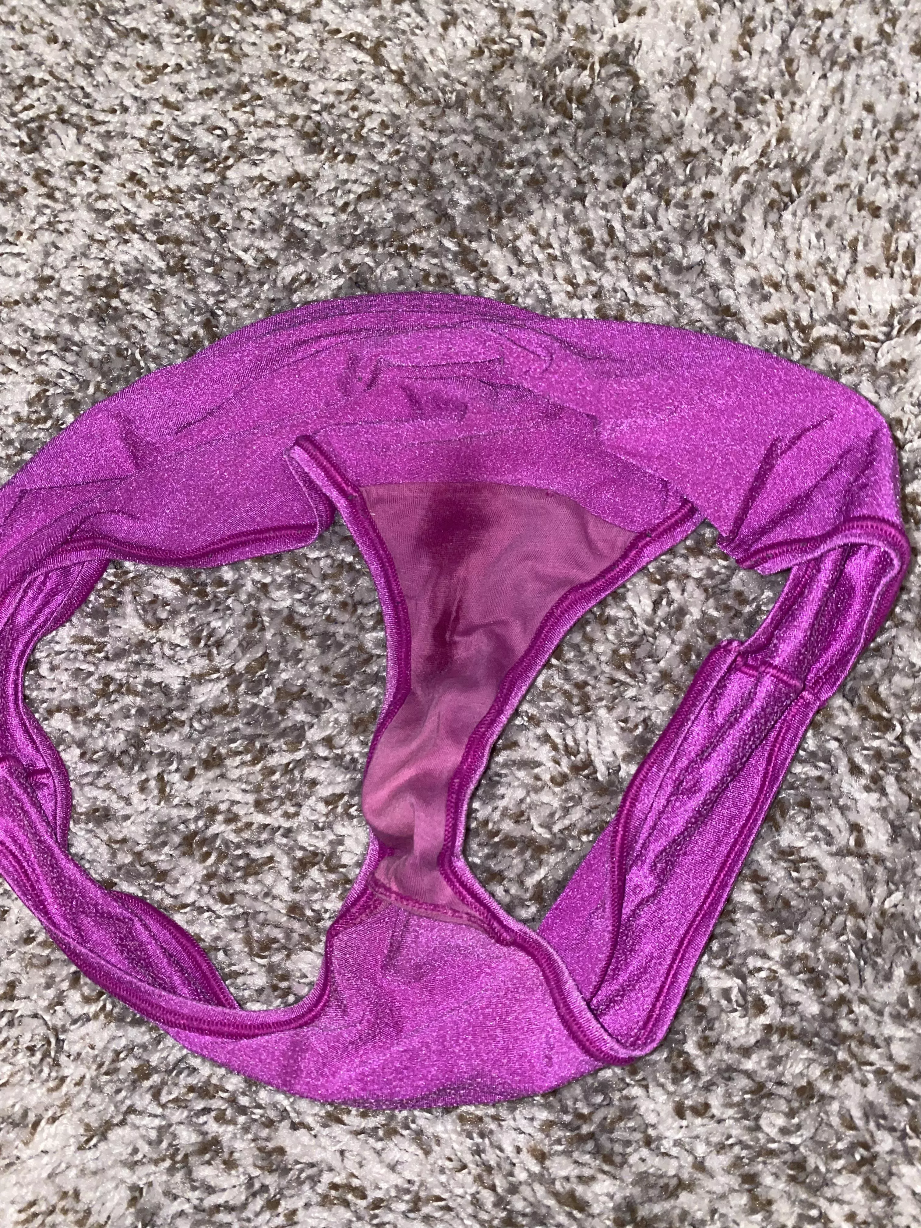 shark week is over and now we have a sweatty ass!! posted by b8679