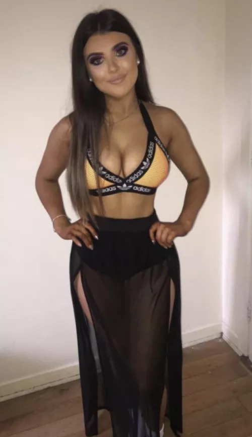 Shauna by xbshejajzbbz