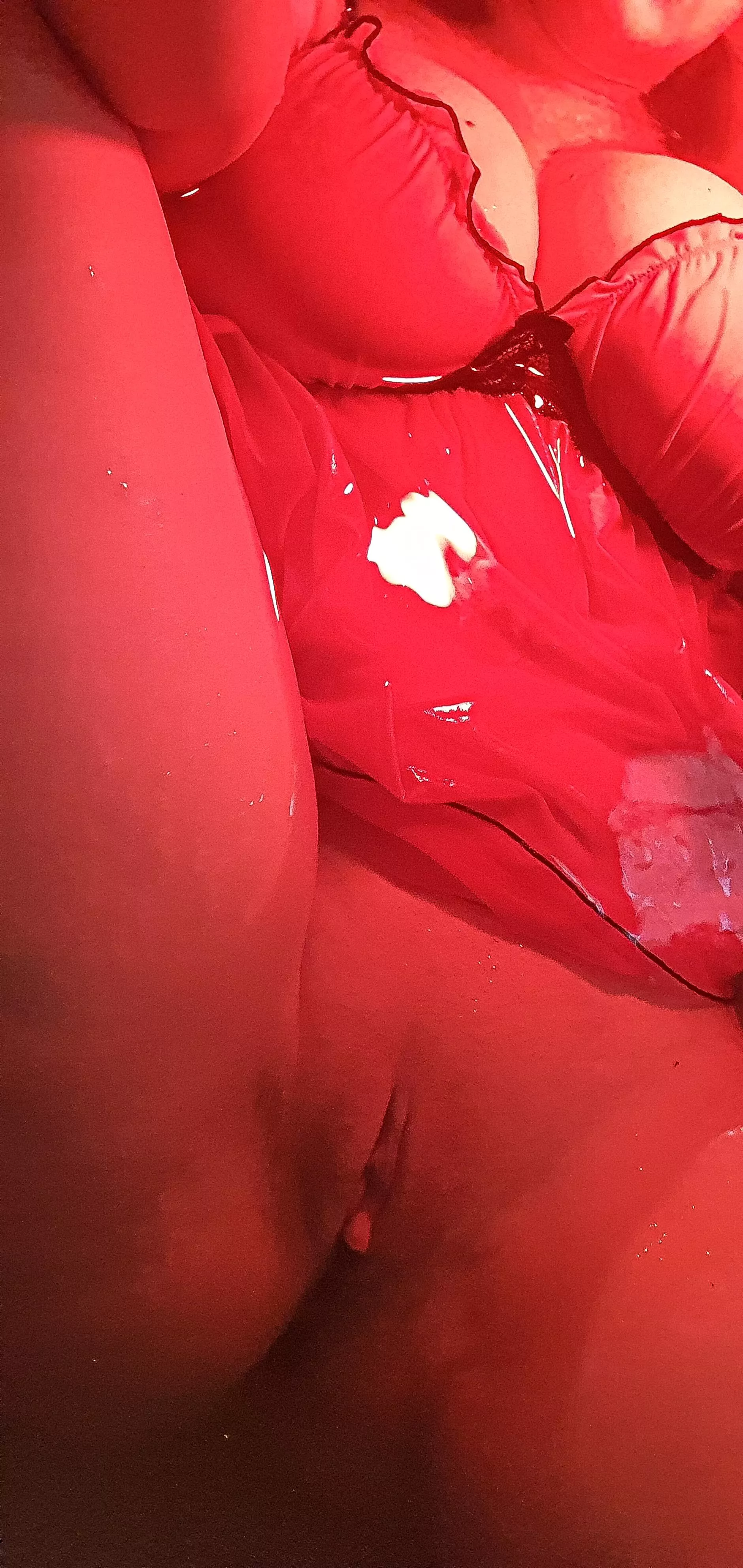 Shaved pussy during the night of the blood moon. Heh posted by CukierkowaZgrywuska