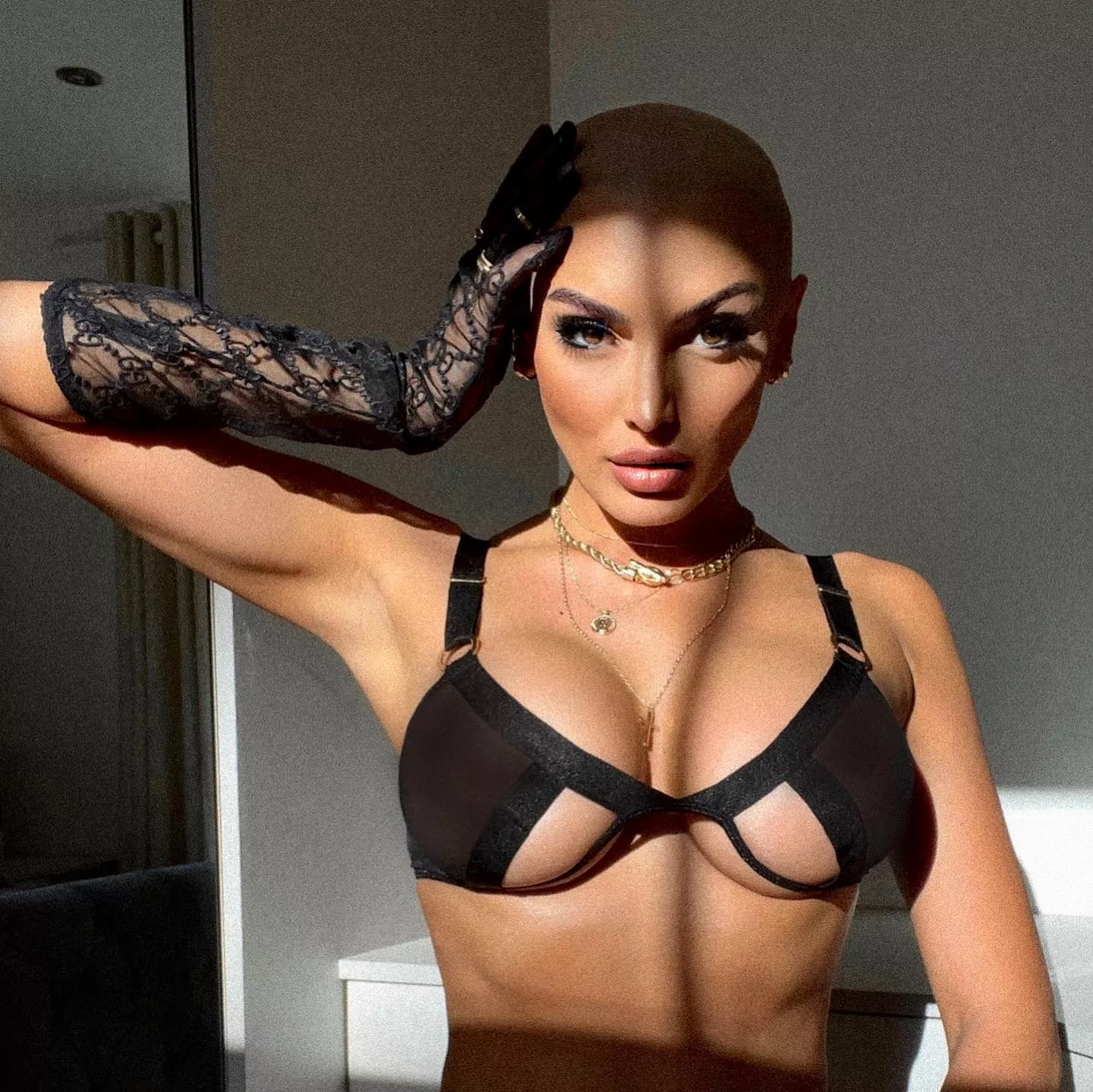 Shaved posted by Idenho