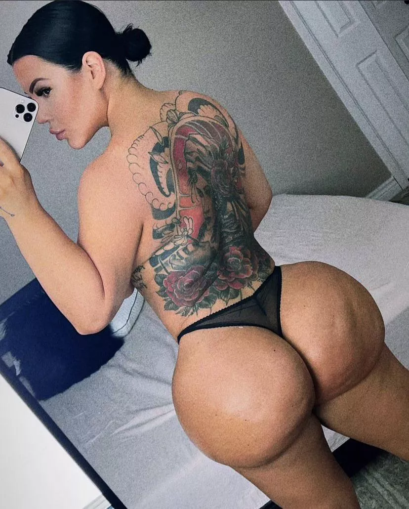 She came back with a new 🍑 posted by ccoomer313