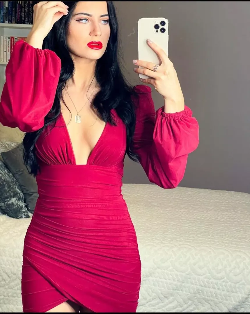 She is gonna make men happy by hokimi