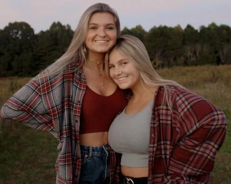 She knows… posted by TheKillerCrawsover