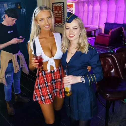 She knows, of course by Intrepid_Librarian99