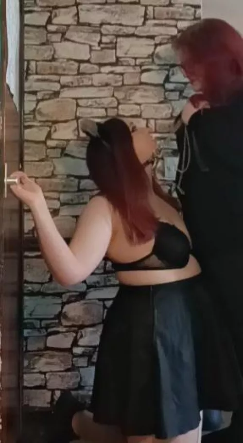 she looks so pretty like this by stupidlittlewhore