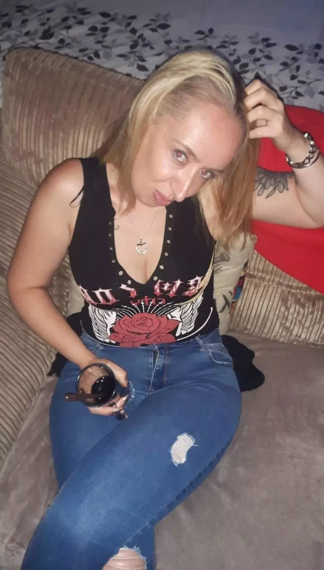 she loves big load on her posted by woodyrise