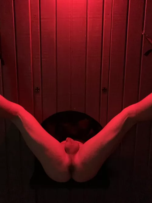 She said it was [M]y turn in the gloryhole!! by Dilfformymilf