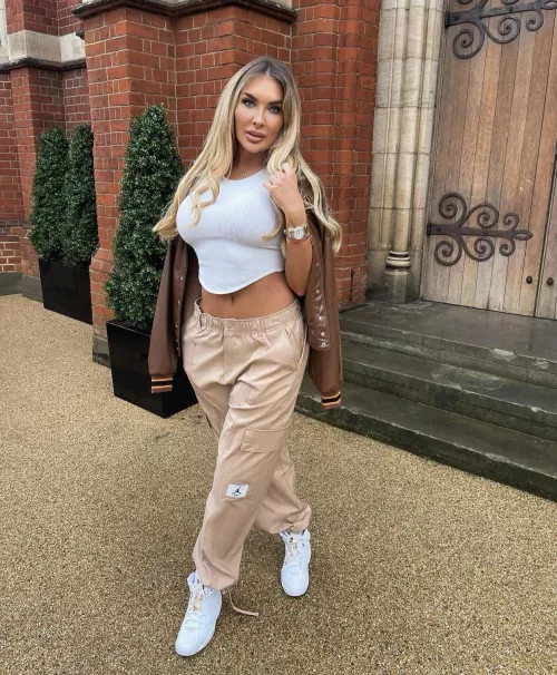 She tried but it didn’t work as expected by ResponsiveCock