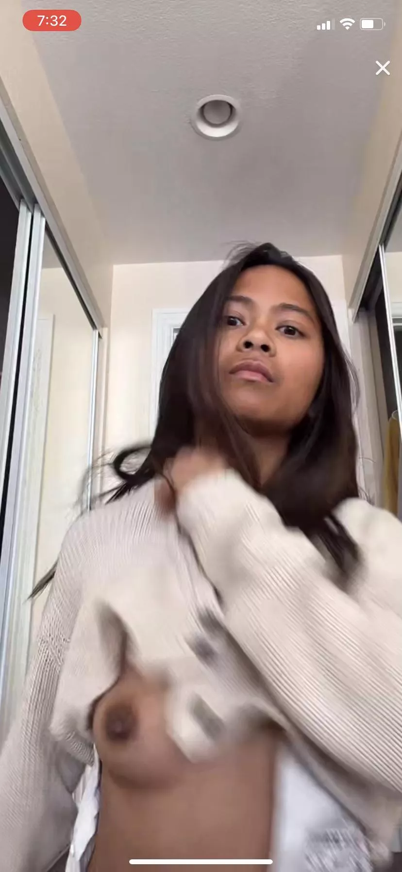 She’s live right now (link in the comments) posted by navit13