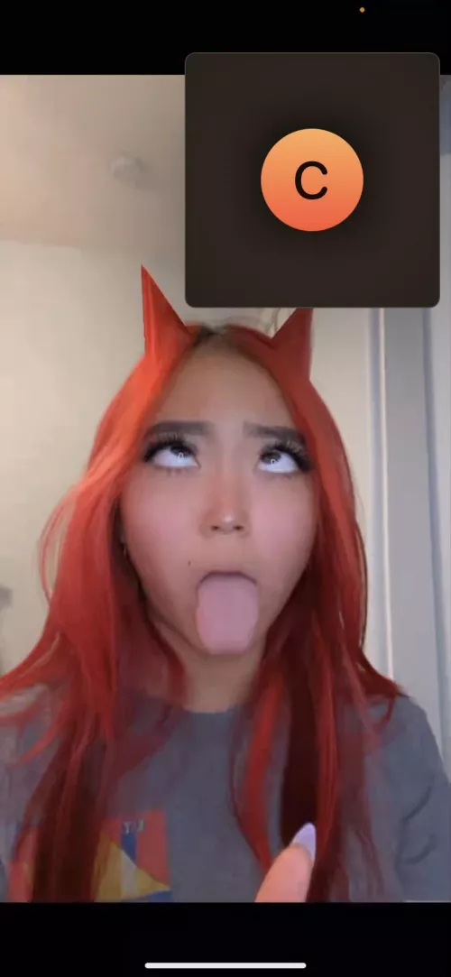 She’s so sexy by Competitive_Loan8707