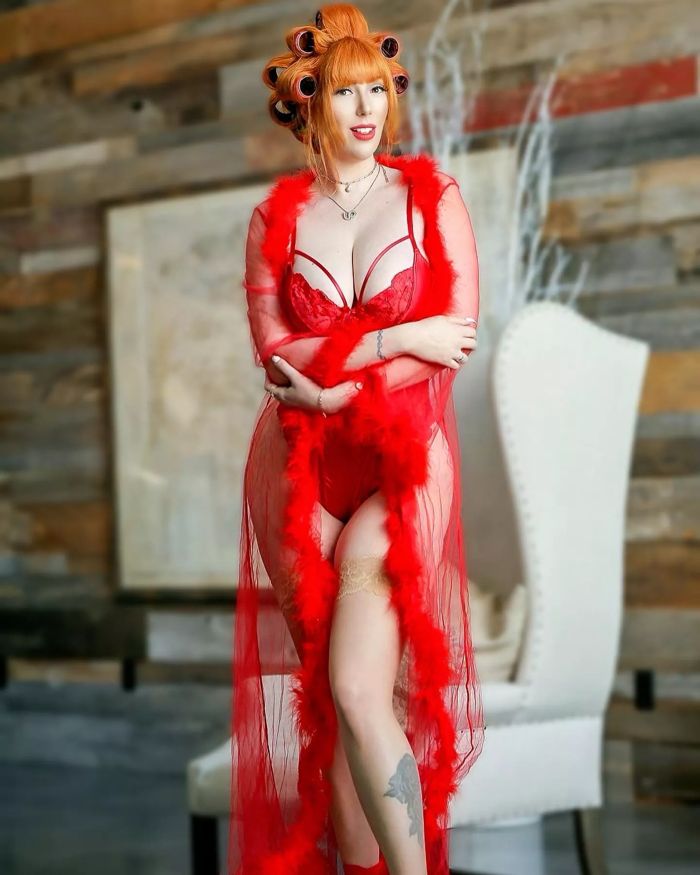 She's too hot !!!! posted by No_Buyer411