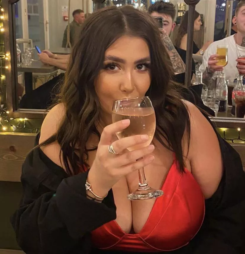 She’s watching you gawping at them posted by yassjobbs