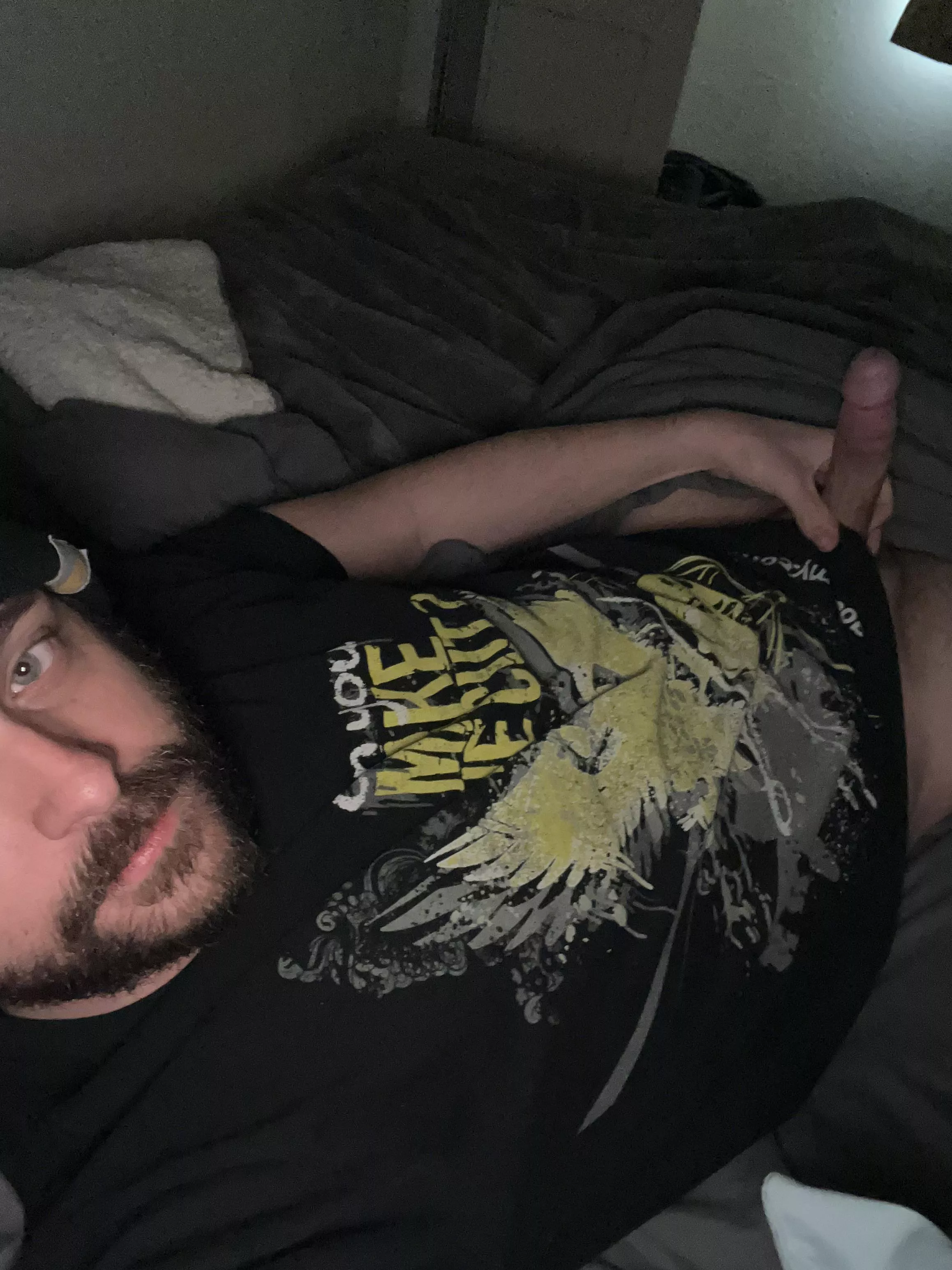 Shh, don’t wake the roommate. Think you could ride and not make a sound? [35] posted by kneebeater23